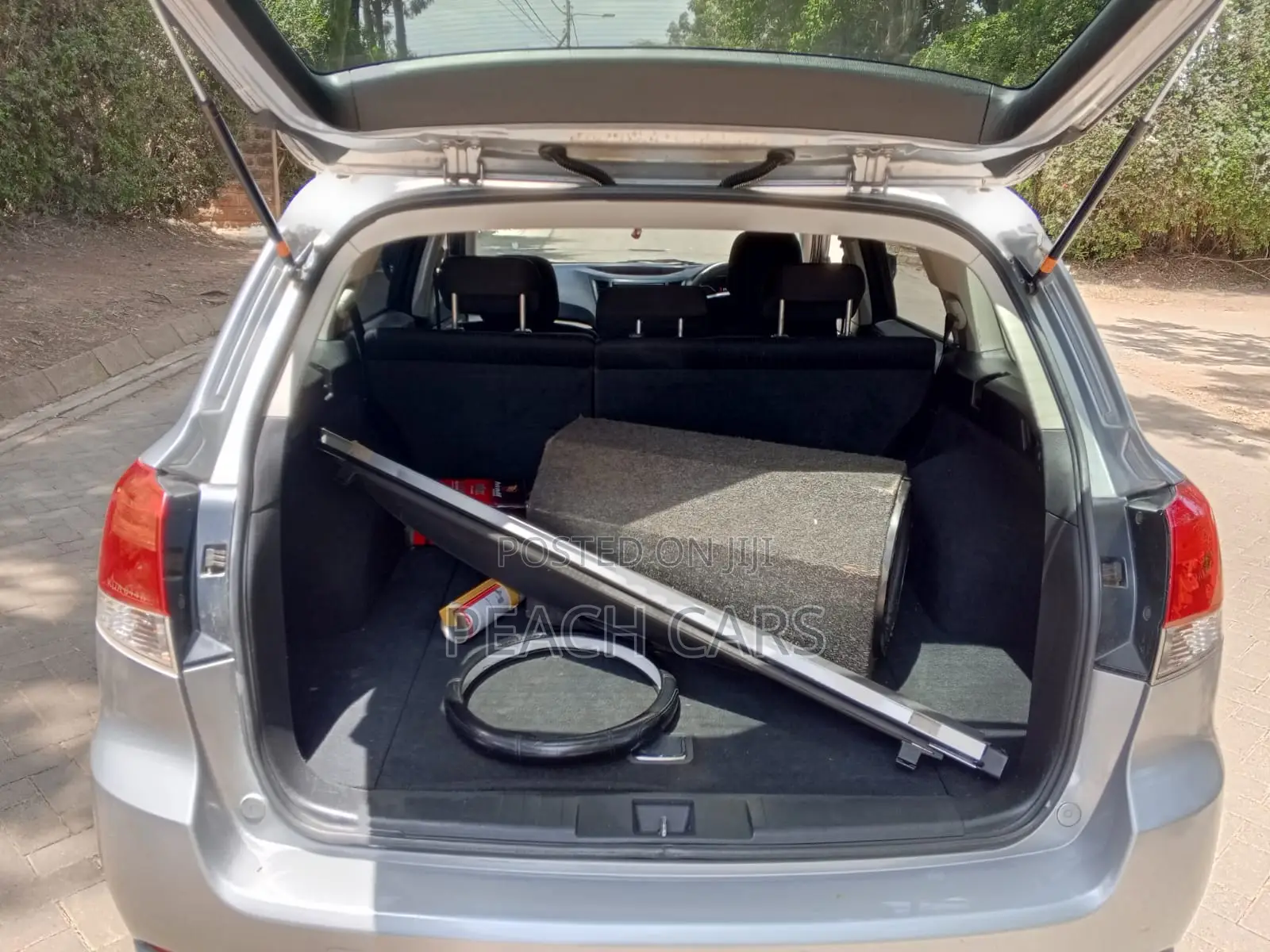 Subaru Legacy 2013 Silver
