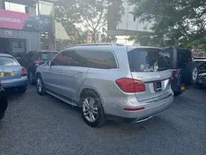 Mercedes-Benz GLE-Class 2016 Silver
