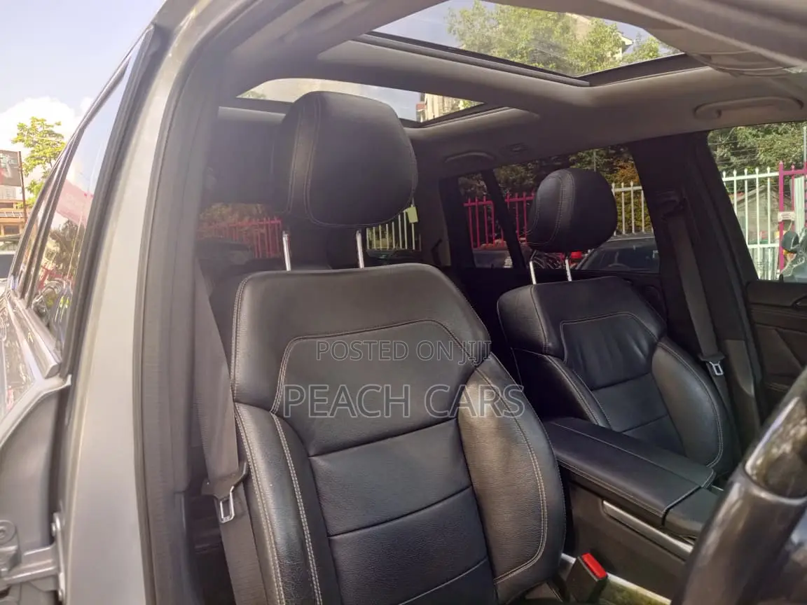 Mercedes-Benz GLE-Class 2016 Silver