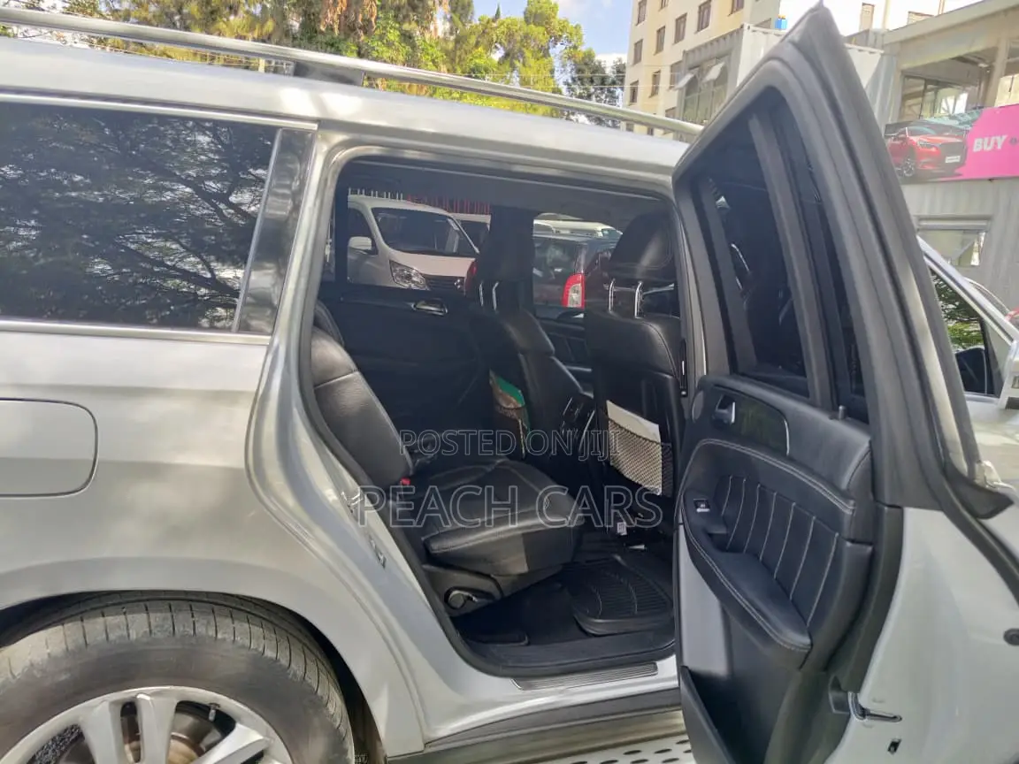 Mercedes-Benz GLE-Class 2016 Silver