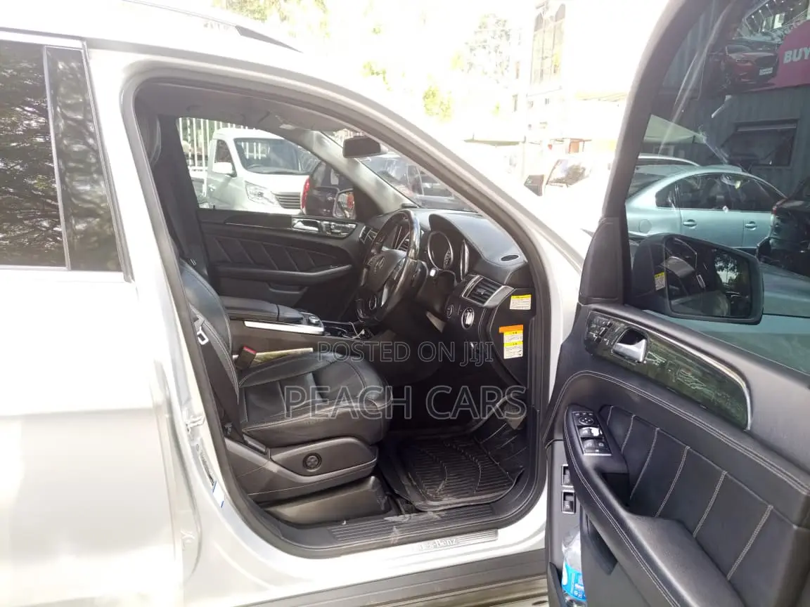 Mercedes-Benz GLE-Class 2016 Silver