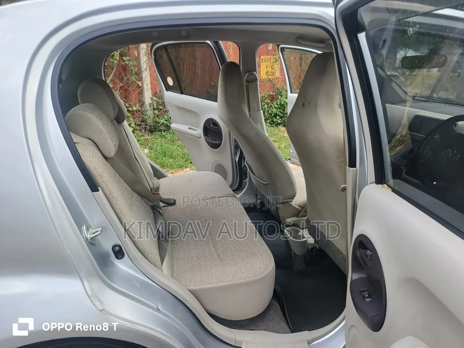 Toyota Passo 2013 Silver