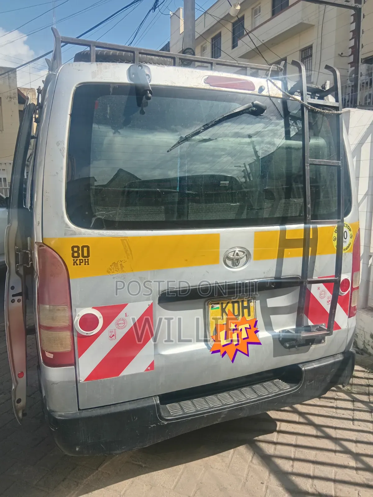 Toyota HiAce 2015 Silver
