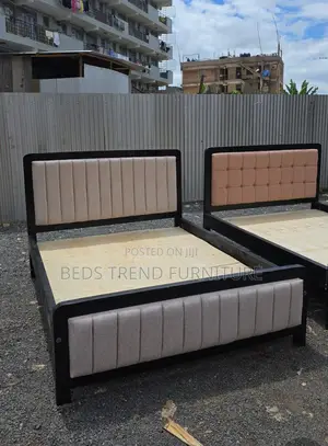 5 by 6 Mocket Bed – Tufted Upholstered Frame