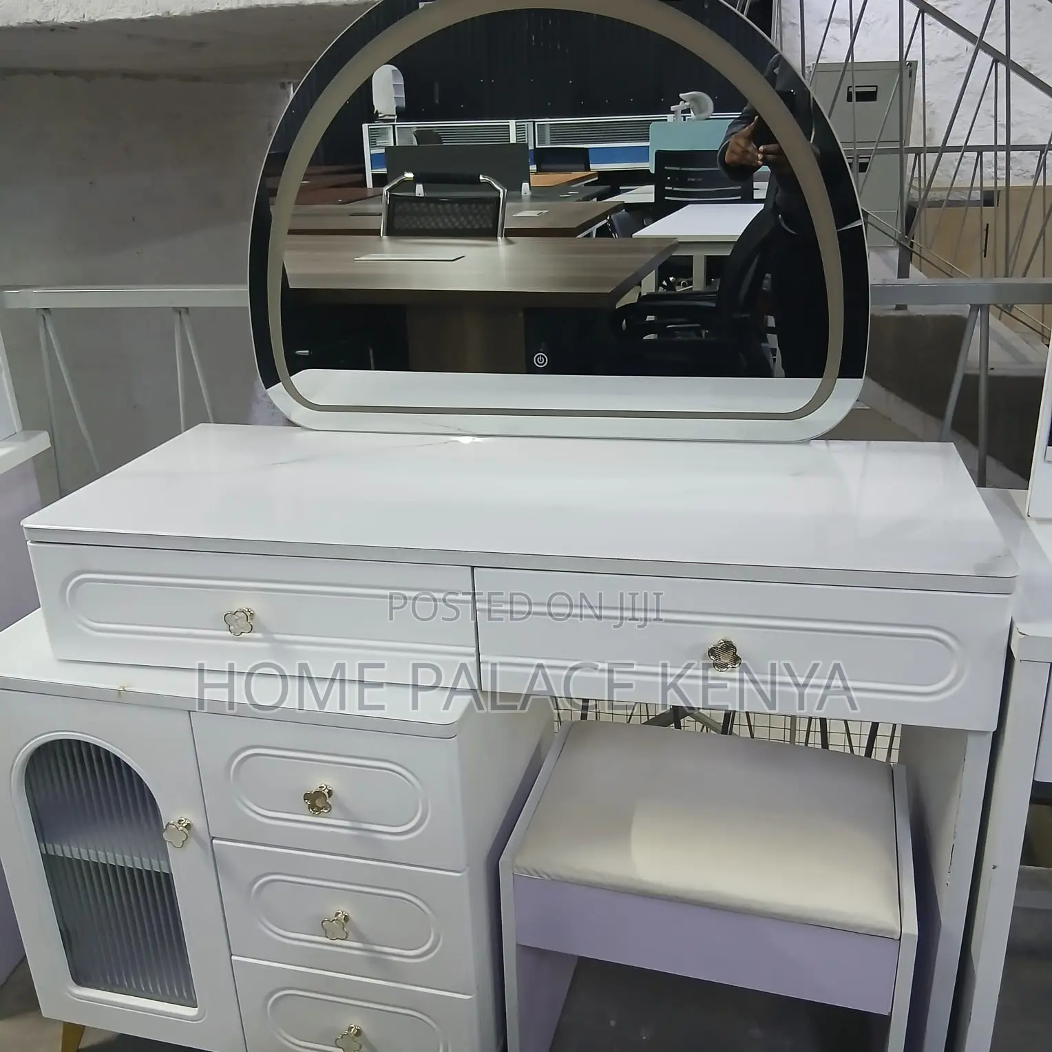 Vanity Table: High Capacity White Vanity Desk With Moon Shaped Mirror