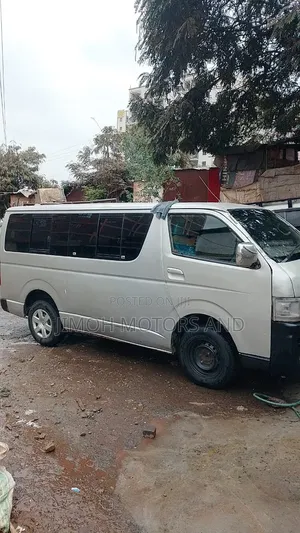 Toyota HiAce 2008 Silver