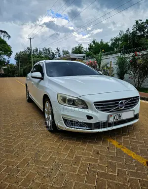 Volvo V60 2014 White