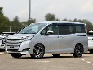 Toyota Noah 2.0 FWD (7 Seater) 2019