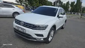 Volkswagen Tiguan 2017 White
