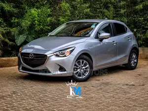 Mazda Demio 2019 Silver