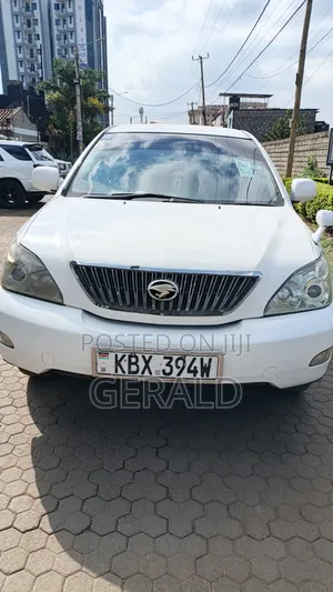 Toyota Harrier 2006 White