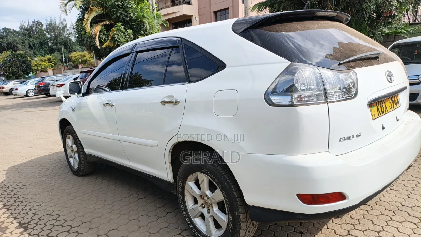 Toyota Harrier 2006 White