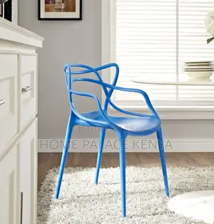 Plastic Chair: Entangled Back Molded Kitchen Chair