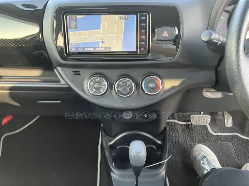 Toyota Vitz 2019 Teal