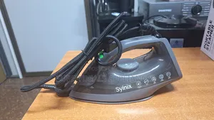 Syinix Steam Iron