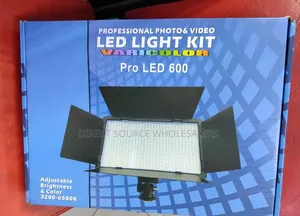 Pro Led 600 Professional Video Light With Adjustable Tripod Stand