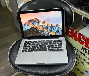 Laptop Apple MacBook Pro 8GB Intel Core i5 HDD 500GB