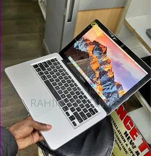 Laptop Apple MacBook Pro 8GB Intel Core i5 HDD 500GB
