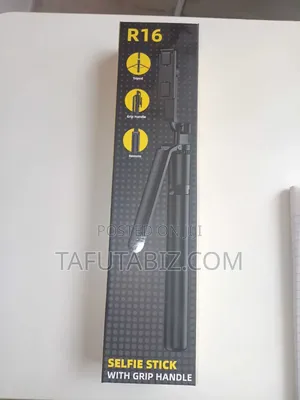 R16 Selfie Stick