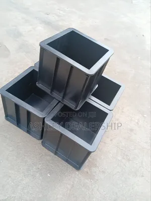 Plastic Cube Molds