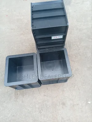 Plastic Cube Molds