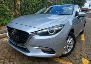 Mazda Axela 2018 Silver