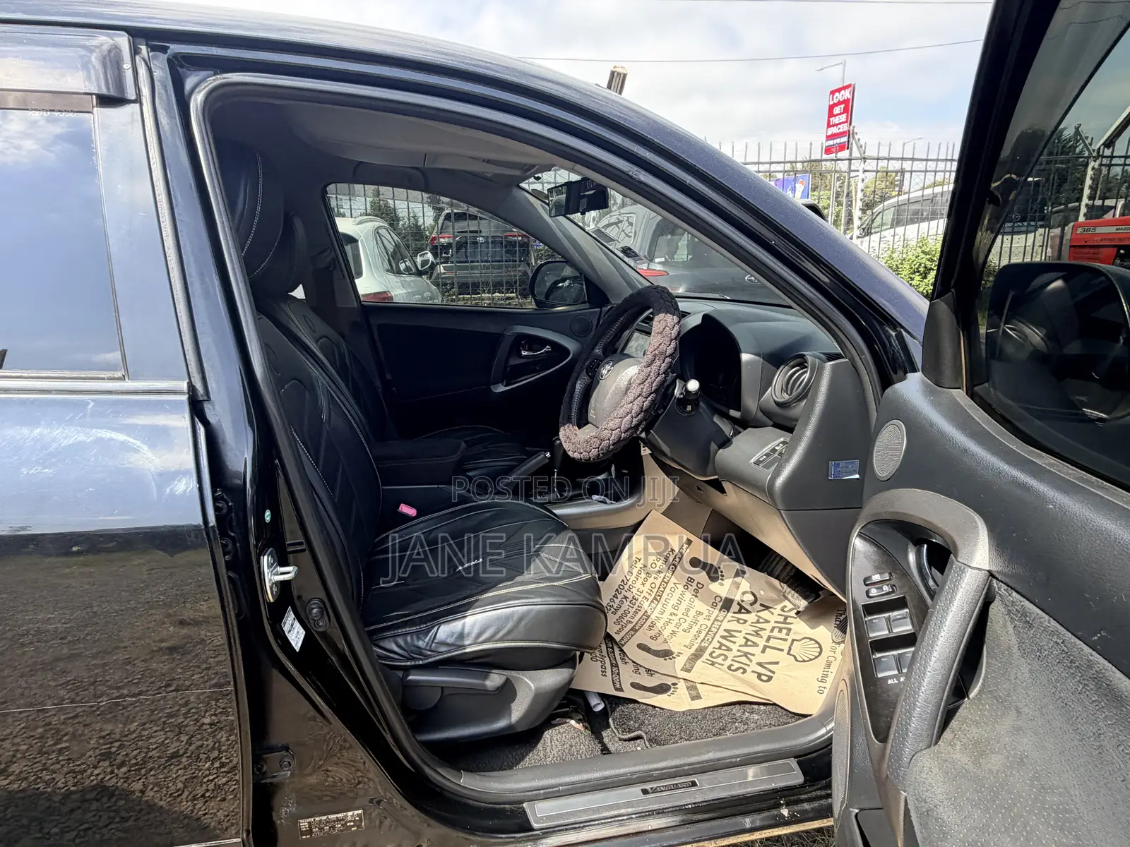 Toyota Vanguard 2013 Black