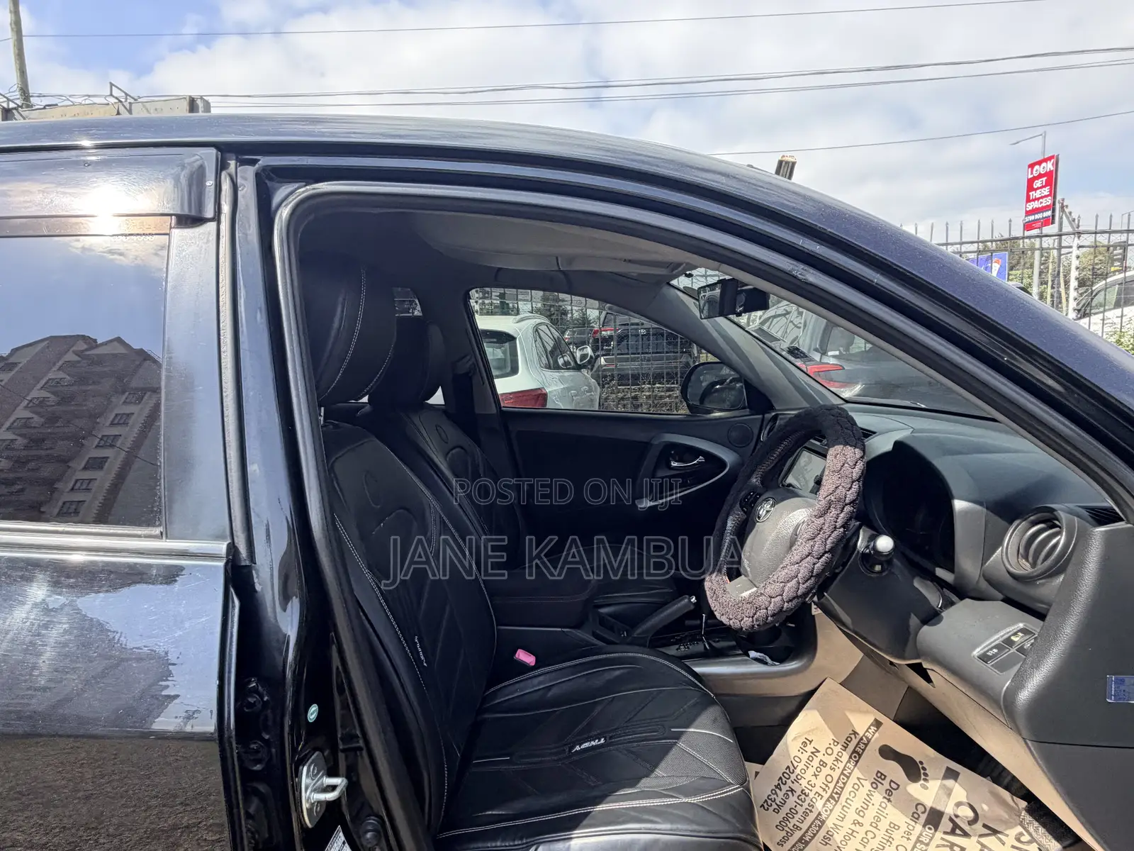 Toyota Vanguard 2013 Black