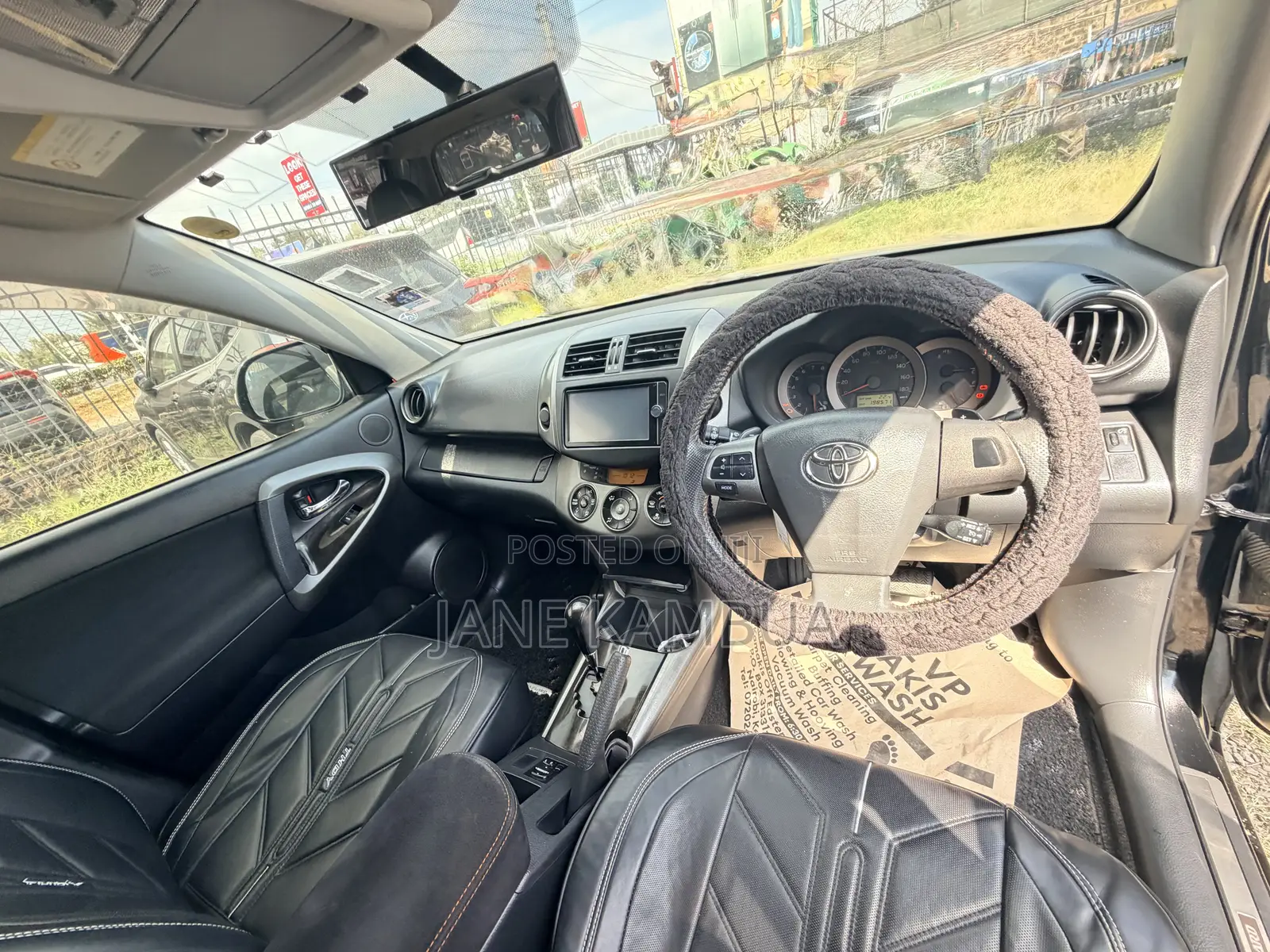 Toyota Vanguard 2013 Black
