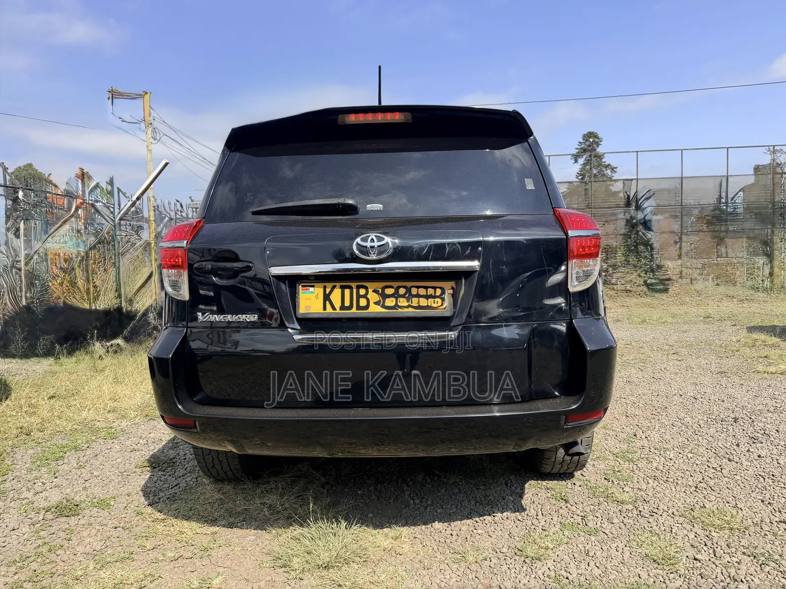 Toyota Vanguard 2013 Black