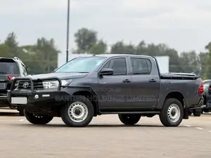 Toyota Hilux 2021 Gray
