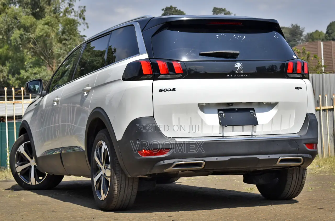 Peugeot 5008 2018 White