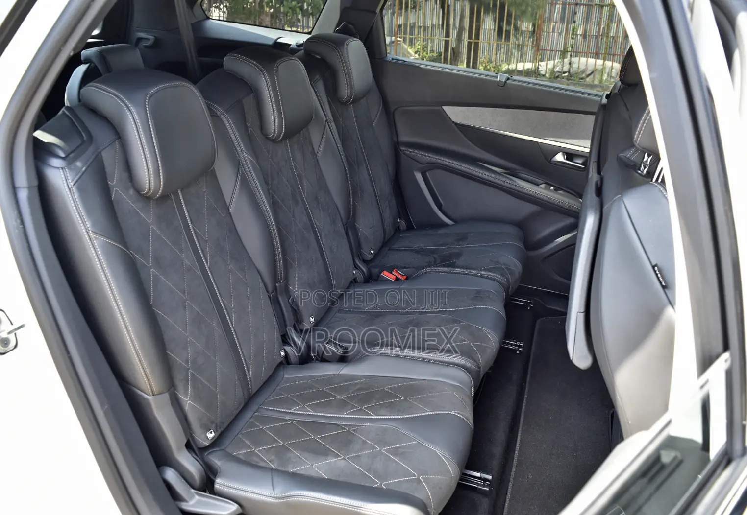 Peugeot 5008 2018 White