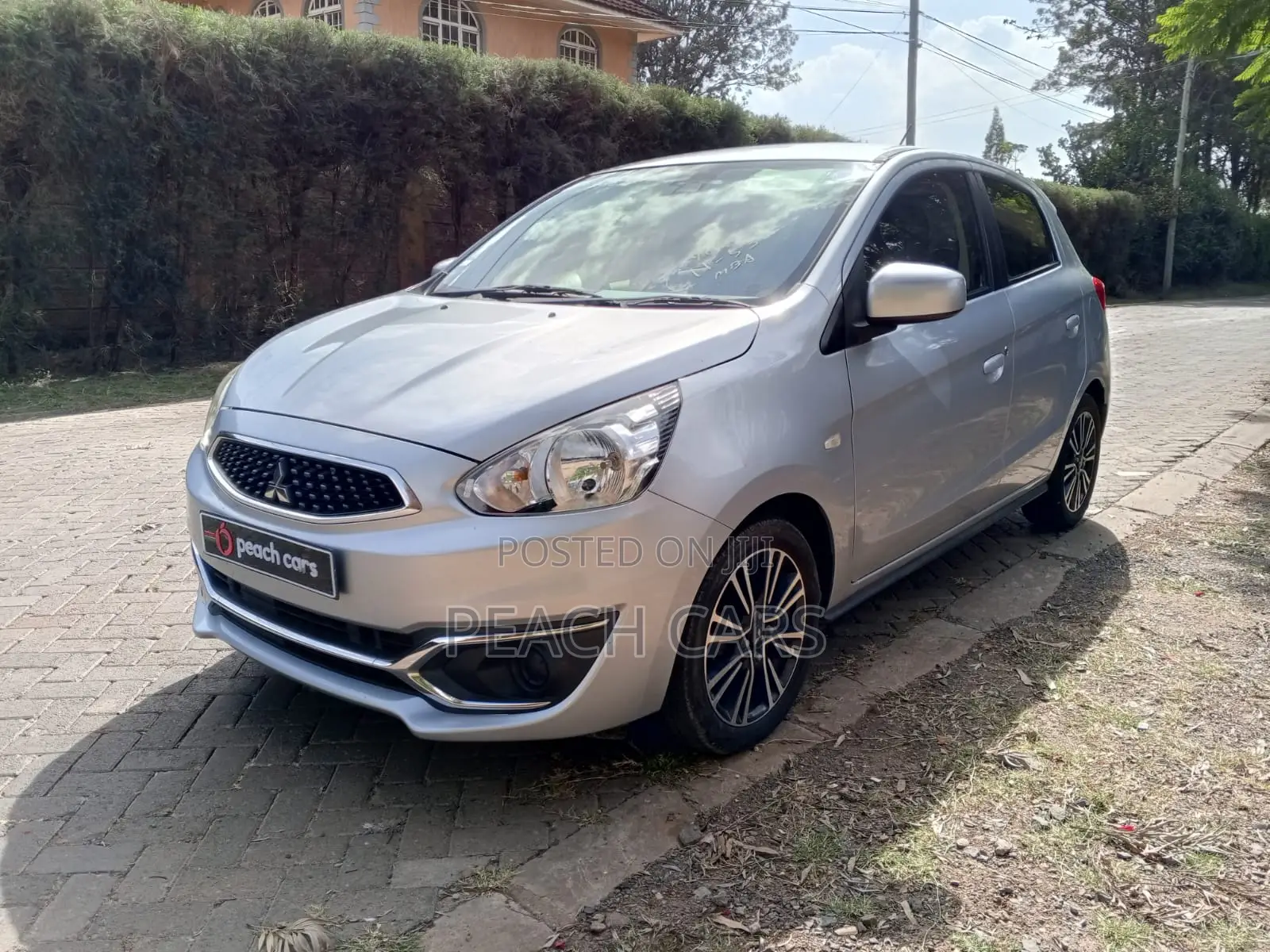 Mitsubishi Mirage 2018 Silver
