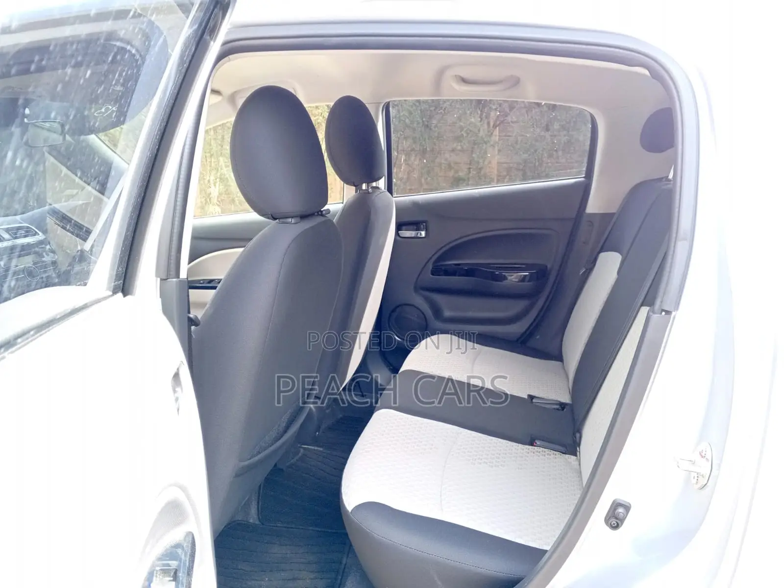 Mitsubishi Mirage 2018 Silver
