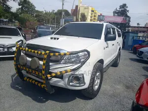 Toyota Hilux 2009 White