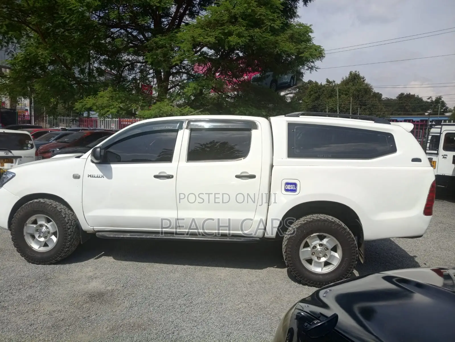 Toyota Hilux 2009 White