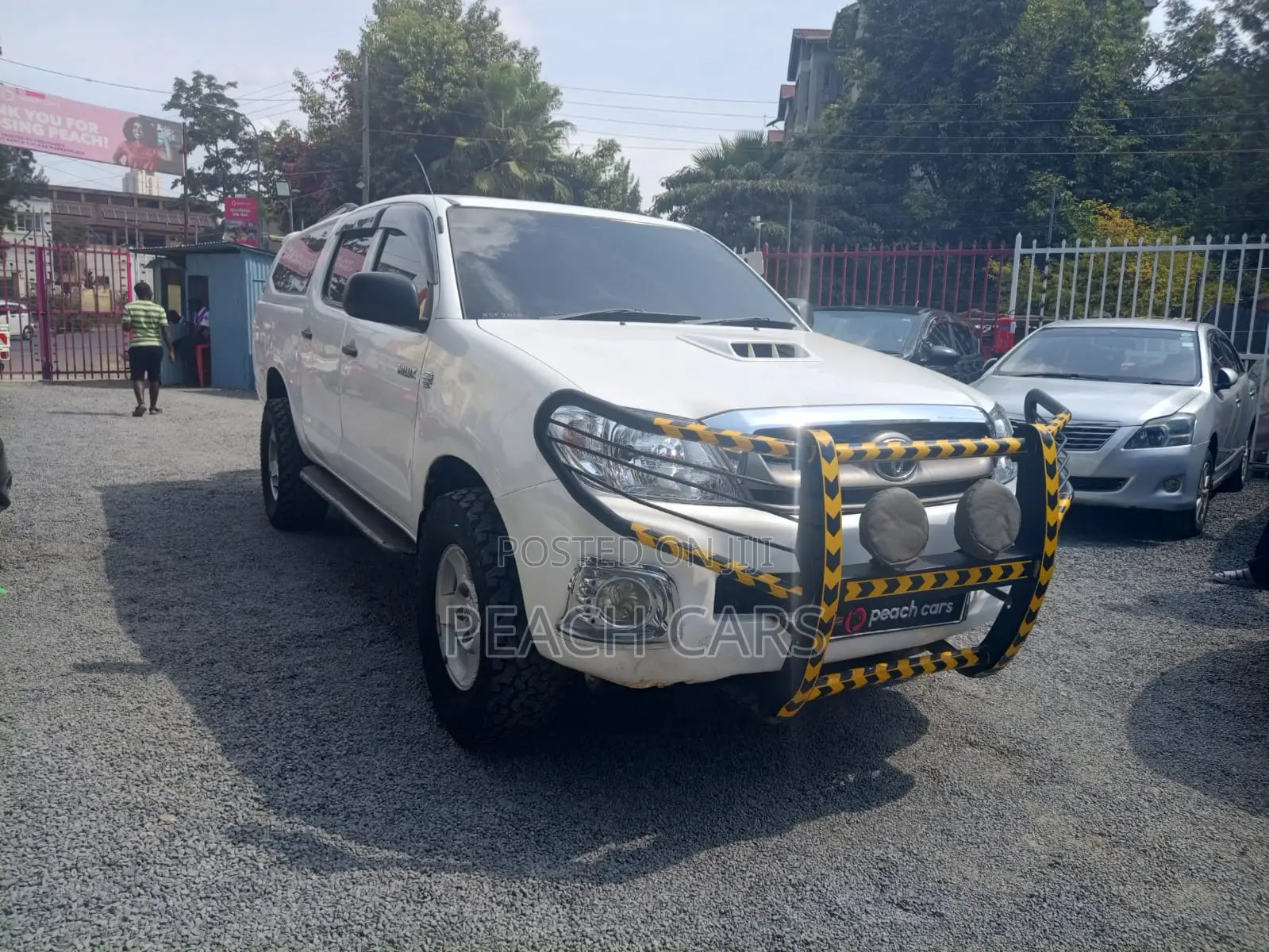 Toyota Hilux 2009 White