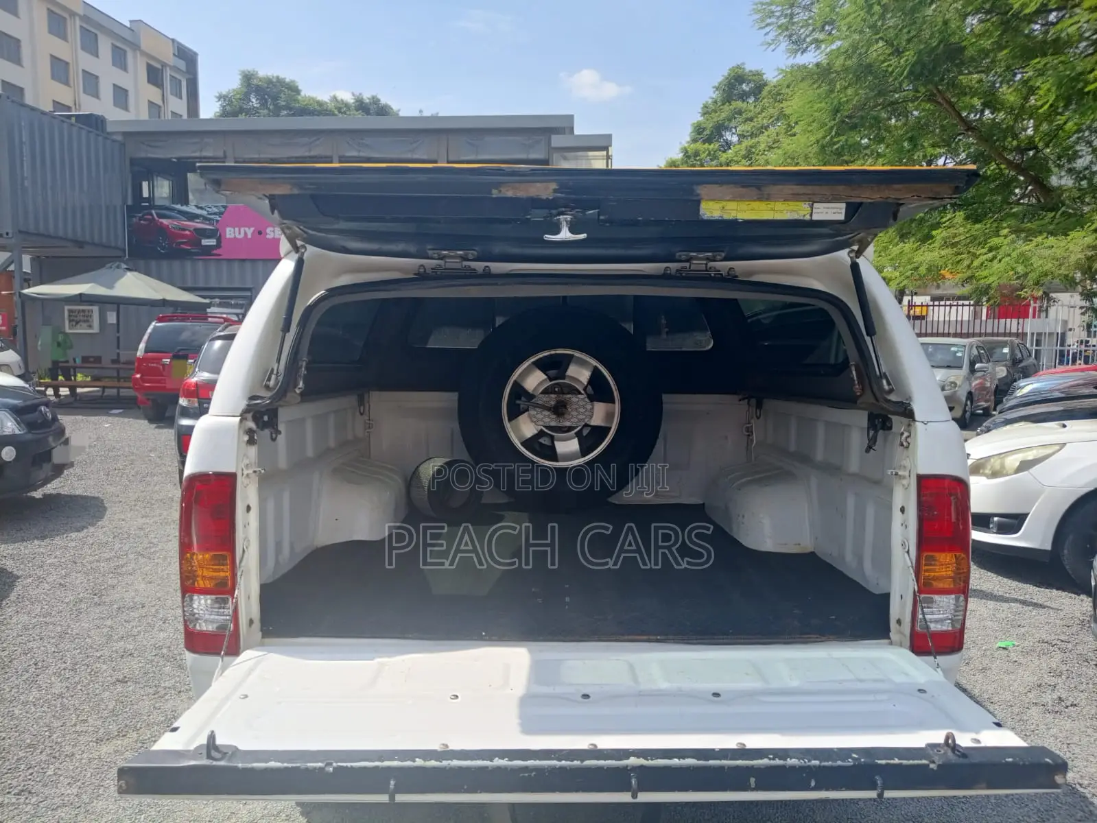 Toyota Hilux 2009 White