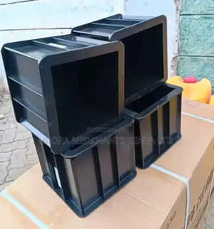 15cmx15cmx15cm Plastic Cube Moulds