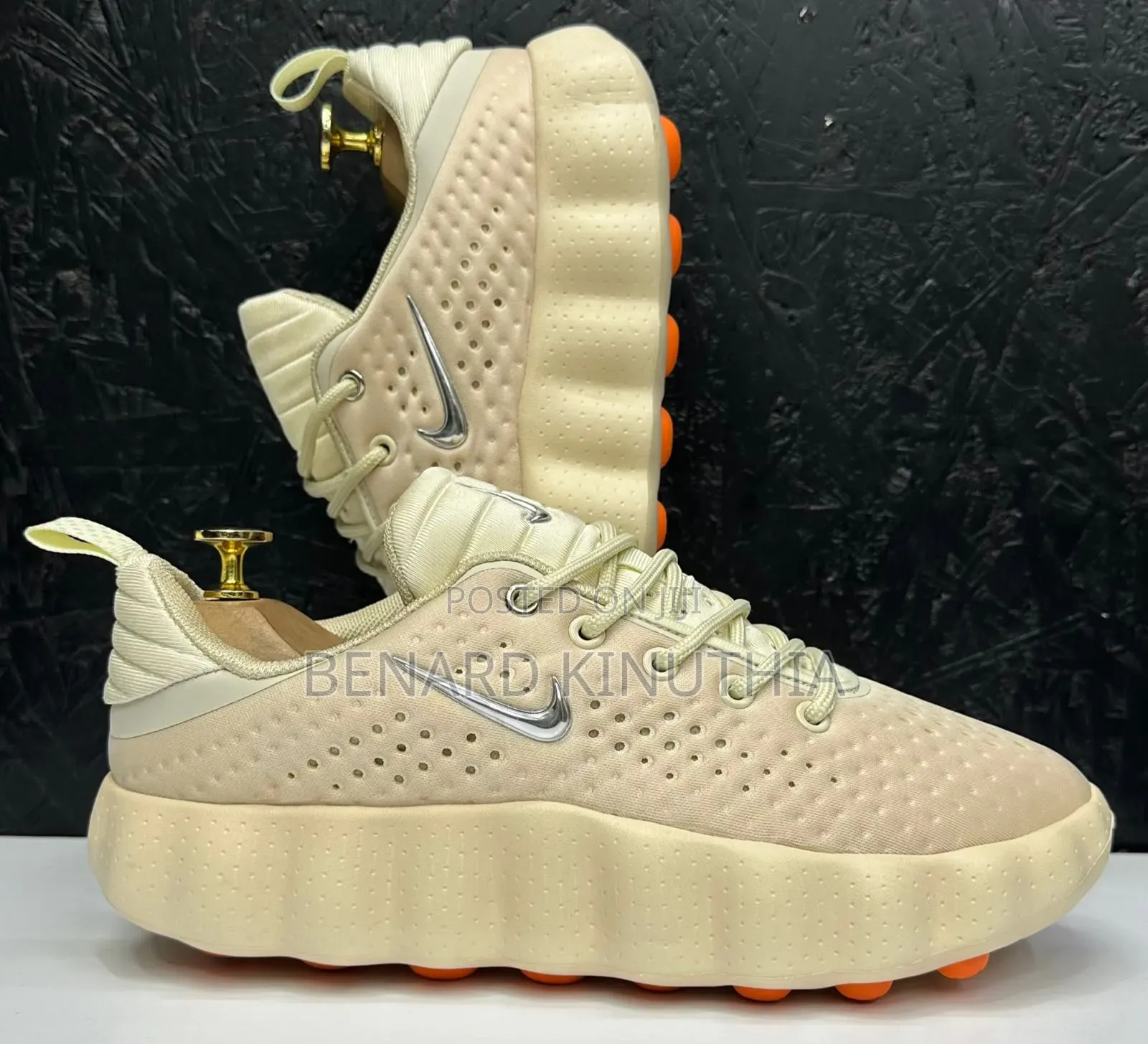 Nike Mind 002