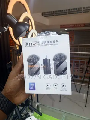 F11-2 Wireless Microphone With Type-C Lightning 3.5mm