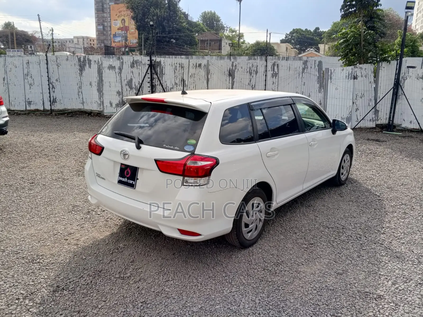 Toyota Corolla Fielder 2018 White