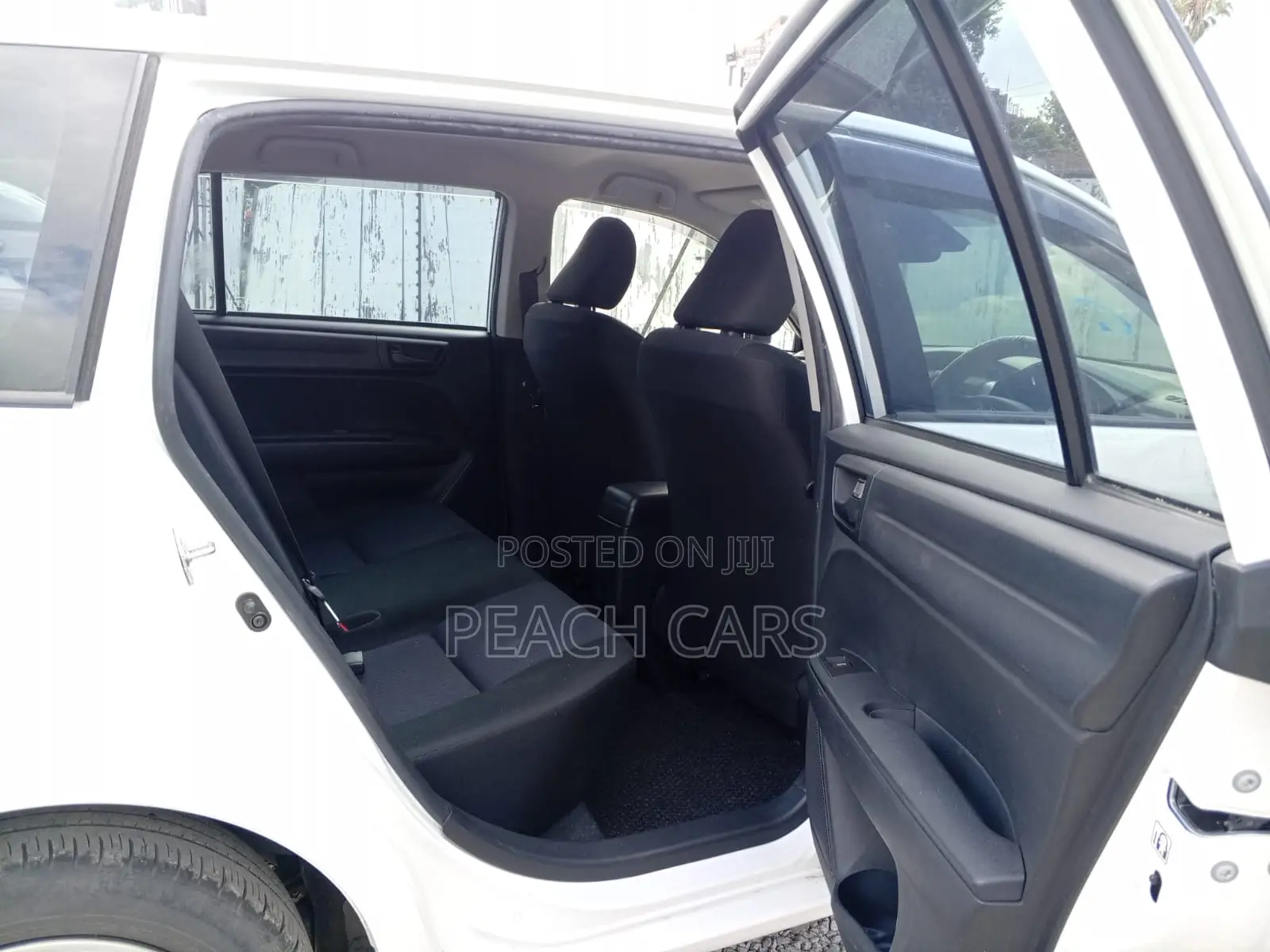 Toyota Corolla Fielder 2018 White