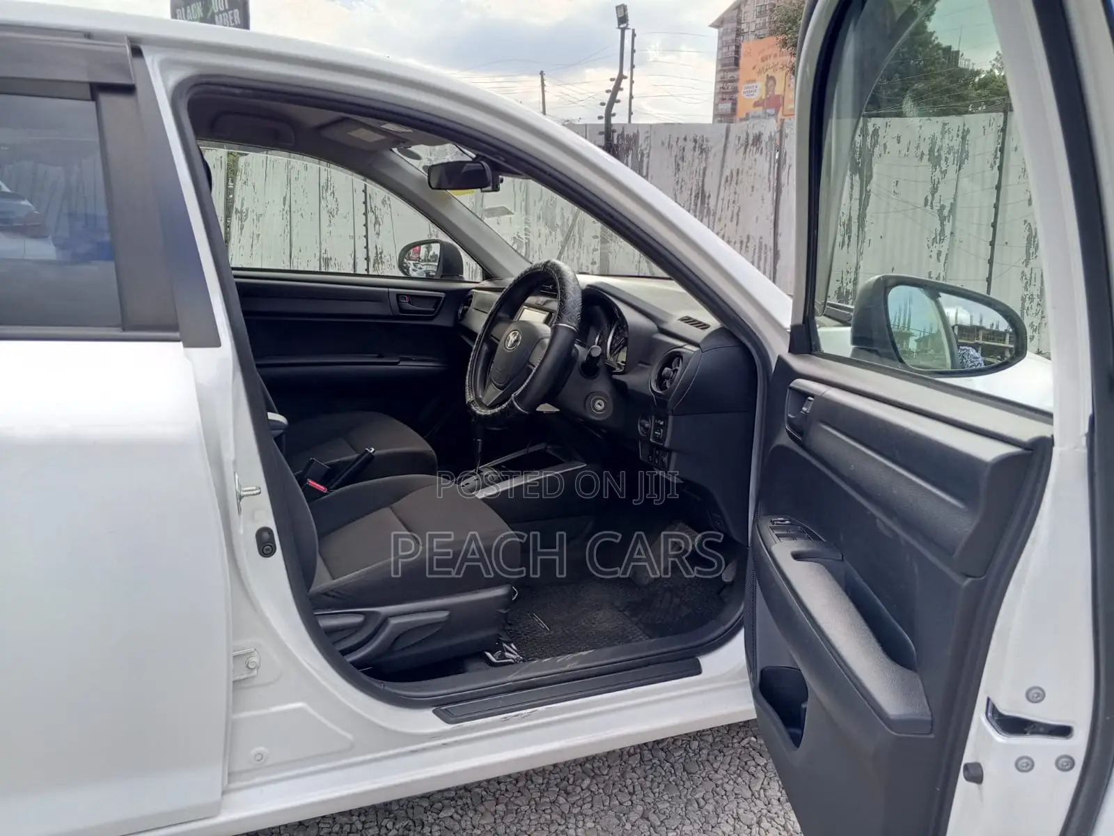 Toyota Corolla Fielder 2018 White