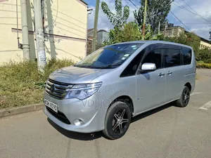 Nissan Serena 2014 Silver