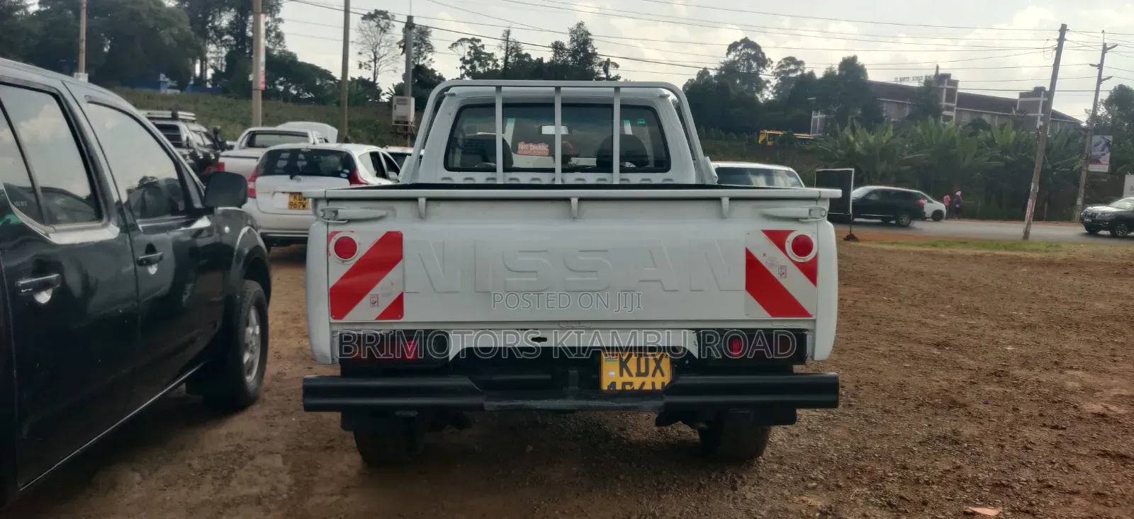 Nissan Hardbody 2017 White