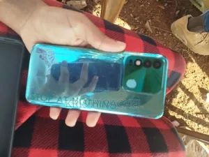 Tecno Spark 8 64 GB Green
