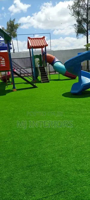 Artificial Lawn Flooring for Stylish Outdoor Spaces