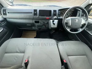 Toyota HiAce 2019 White